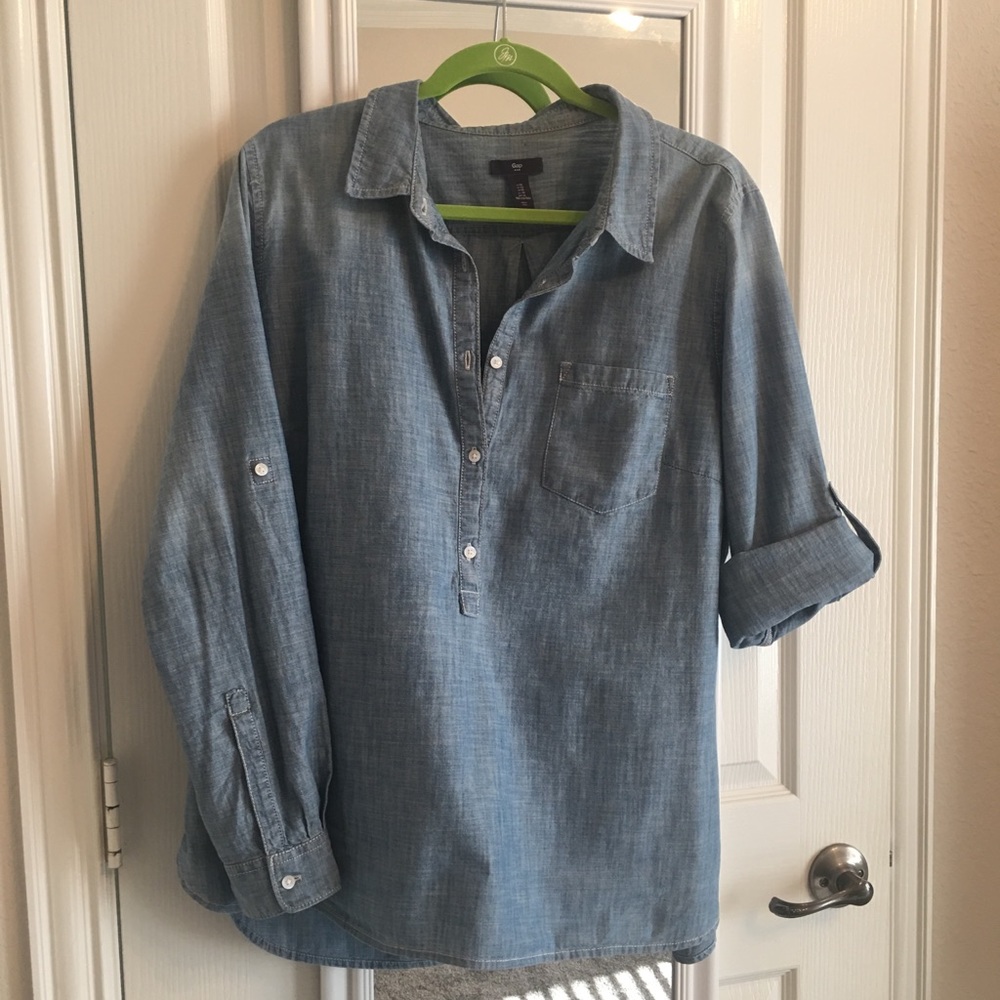 Gap chambray shirt